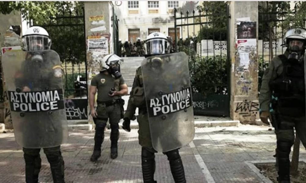 Οικονόμου: Ξεκινά σήμερα η εκπαίδευση των 400 ειδικών φρουρών για τα Πανεπιστήμια